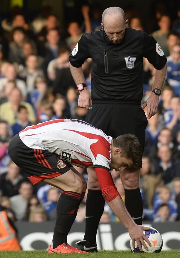 2014-04-19t185418z_745913590_gm1ea4k07z001_rtrmadp_3_soccer-england_reuters