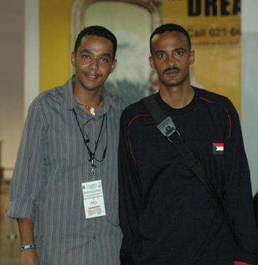 قائد المنتخب هيثم مصطفي ومراسل الموقع