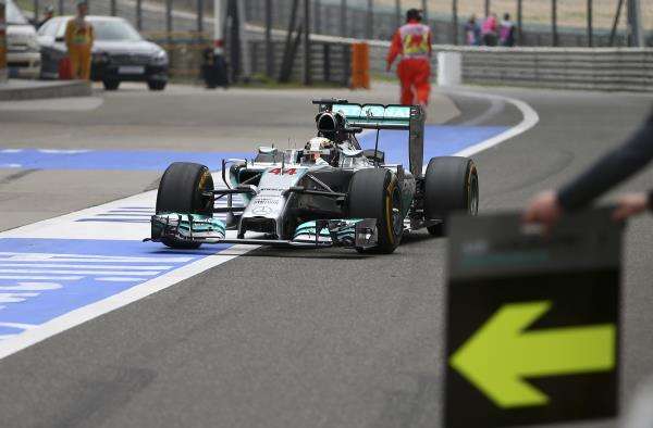 2014-04-20t114116z_1016338318_gm1ea4k1ijw01_rtrmadp_3_motor-racing-prix_reuters