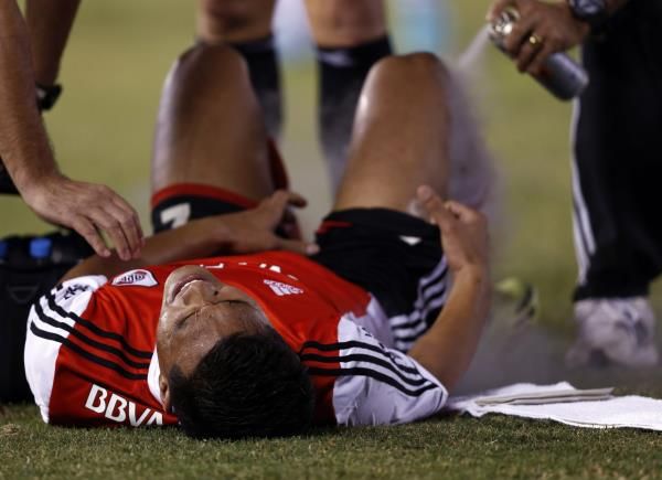 2014-04-21t025748z_974358238_gm1ea4l0uai01_rtrmadp_3_soccer-latam_reuters