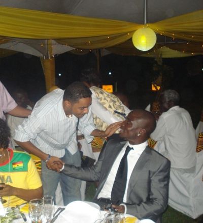 أبياه يتبادل الحديث مع مراسل الموقع