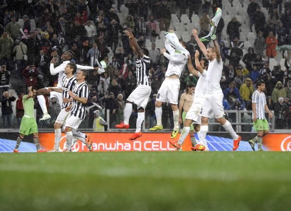 2014-04-19t183924z_742962052_gm1ea4k07am01_rtrmadp_3_soccer-italy_reuters