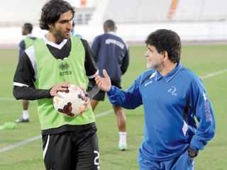  احمد ابراهيم مع المدرب عبد الوهاب عبد القادر