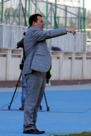 باسم قاسم مدرب فريق النفط