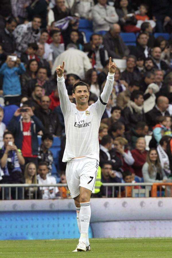 20140426-635341406483226078w_efe