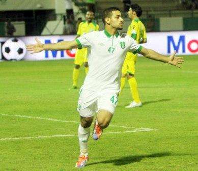 بصاص فرحا بعد احد اهدافه مع الاهلي