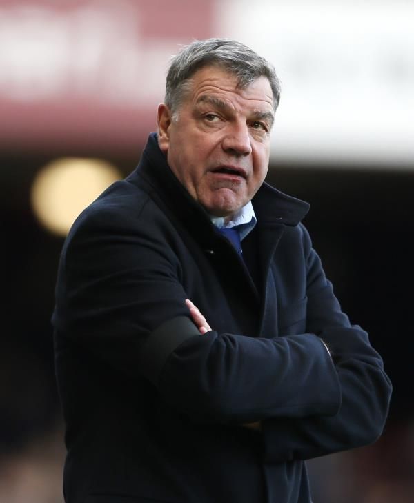 2014-04-19t160618z_383916246_gm1ea4k006p01_rtrmadp_3_soccer-england_reuters