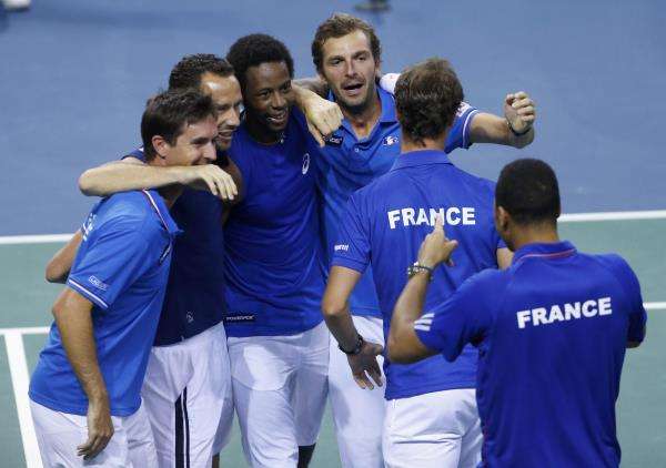 2014-04-06t162508z_1375699996_lr1ea4619ll3z_rtrmadp_3_tennis-davis_reuters