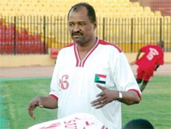 مدرب السودان محمد عبد الله مازدا