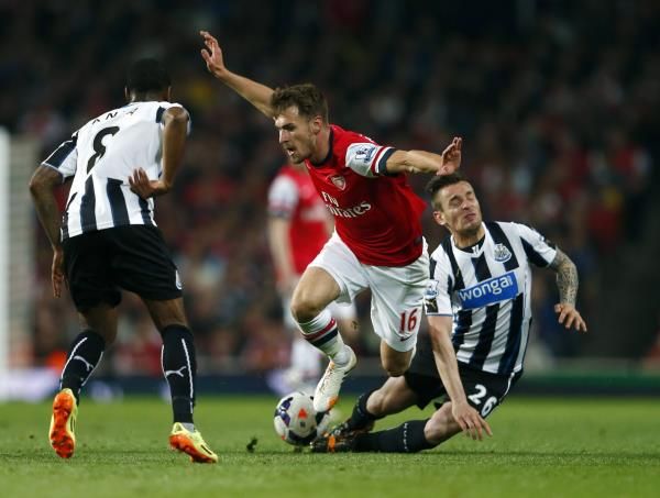 2014-04-28t202936z_1347258378_gm1ea4t0ceh01_rtrmadp_3_soccer-england_reuters