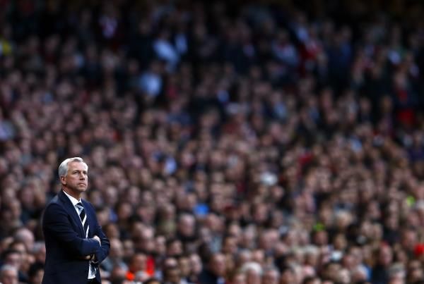 2014-04-28t191428z_436293135_gm1ea4t08ym01_rtrmadp_3_soccer-england_reuters