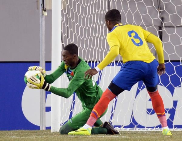 2013-11-16t021822z_1825176615_nocid_rtrmadp_3_soccer-friendly-argentina-vs-ecuador_reuters
