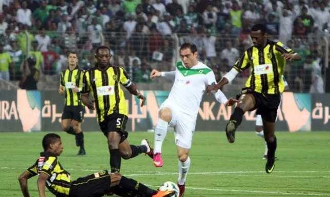 الاهلي تفوق على الاتحاد ذهاباً وإياباُ في طريقه للنهائي