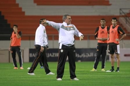 عمار السويح يقود تدريبات الشباب