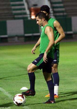 البرازيلي روي نيتو في المران