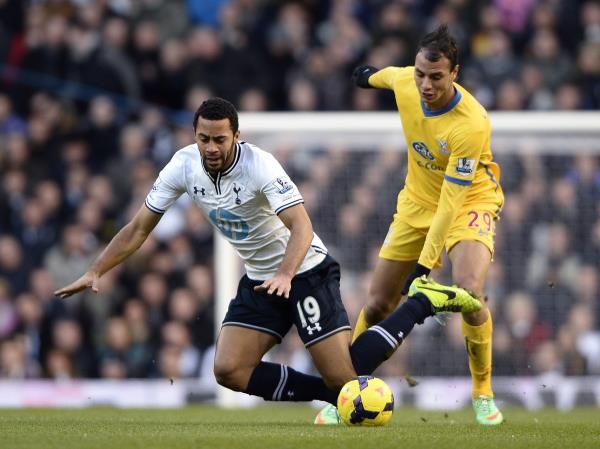 2014-01-11t151857z_1888581342_gm1ea1b1sol01_rtrmadp_3_soccer-england_reuters