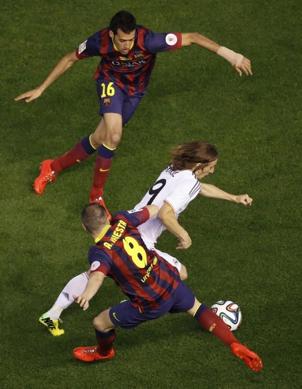 2014-04-16t200816z_448737228_gm1ea4h0bef01_rtrmadp_3_soccer-spain-cup_reuters