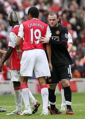 مانشستر يونايتد سيستضيف أرسنال في الاولدترافورد