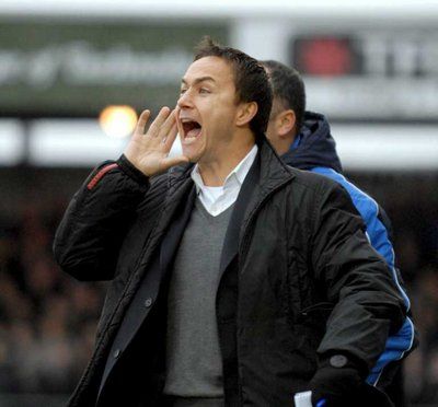 مـدرب نــادي لـيـدز يـونـايـتـد - ديـنـيـس وايــس