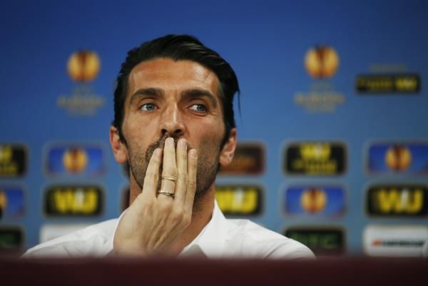 2014-04-23t181622z_500862662_gm1ea4o069601_rtrmadp_3_soccer-europa_reuters