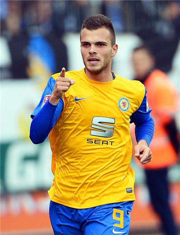  أورهان أديمي 