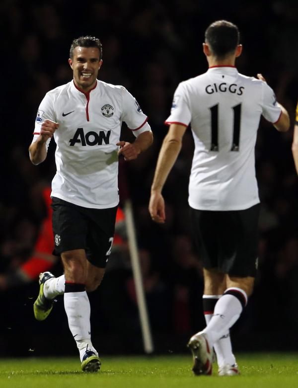 2013-04-17t203711z_1126437516_gm1e94i0csd01_rtrmadp_3_soccer-england_reuters