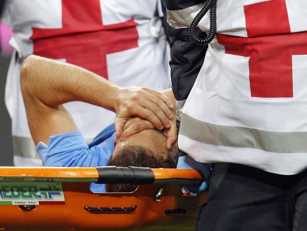 2014-04-26t205357z_422939932_gm1ea4r0dj401_rtrmadp_3_soccer-italy_reuters