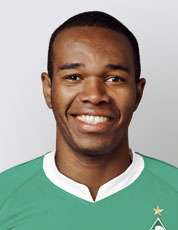 المدافع البرازيلي نالدو