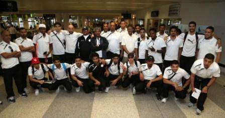 بعثة الحد البحريني في مطار رفيق الحريري بعد وصولها إلى بيروت