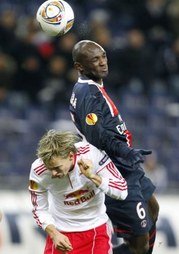  زومانا كامارا 