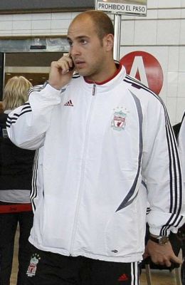 الأسباني بيبي رينا 