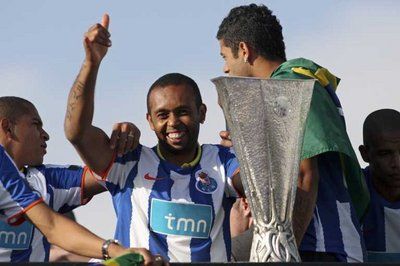 بورتو حقق بطولة الدوري الأوروبي سنة 2011