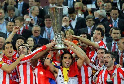فريق أتلتيكو مدريد بطل الدوري الأوروبي سنة 2012