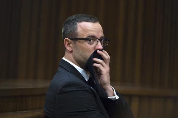 2014-05-13t112331z_712726942_gm1ea5d1hsg01_rtrmadp_3_safrica-pistorius_reuters