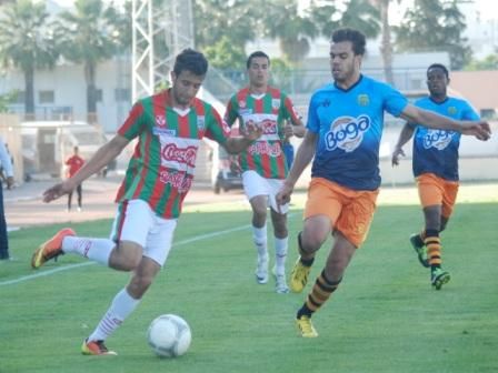 من مباراة الملعب التونسي وجريدة توزر وفرحة الملعب التونسي بالبقاء