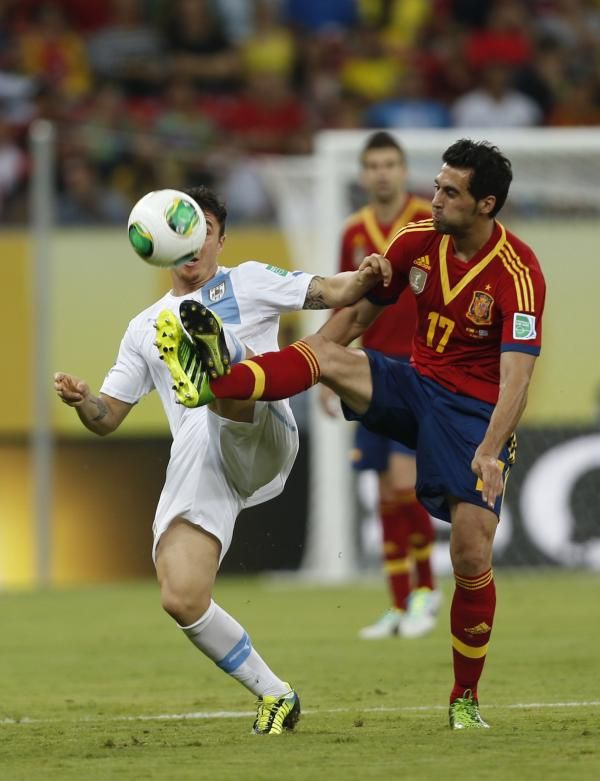 2013-06-16t221017z_157322759_tb3e96g1pkykt_rtrmadp_3_soccer-confederations_reuters