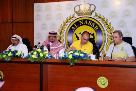 الأمير فيصل بن تركي  وكانيدا أثناء المؤتمر الصحفي