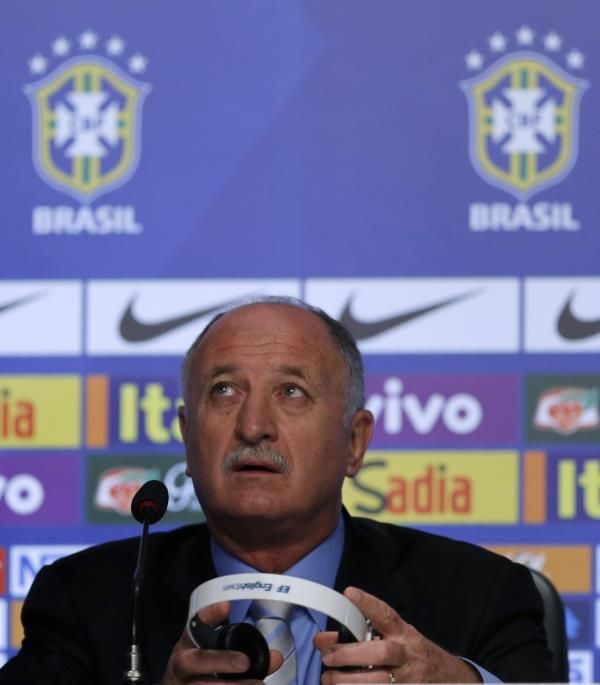 2014-05-07t150009z_1676053927_gm1ea571rk001_rtrmadp_3_soccer-world-brazil-squad_reuters