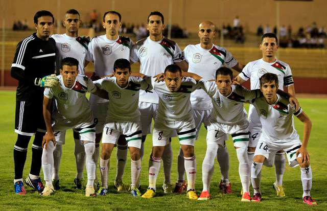 المنشية يبحث عن طوق النجاة أمام البقعة