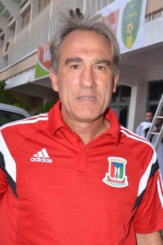 مدرب غينيا الإستوائية