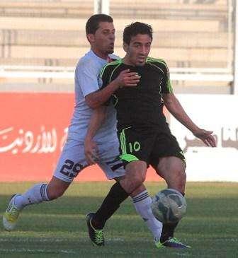 صراع على الكرة بين شديفات "المنشية" والرفاعي "البقعة" في لقاء اليوم