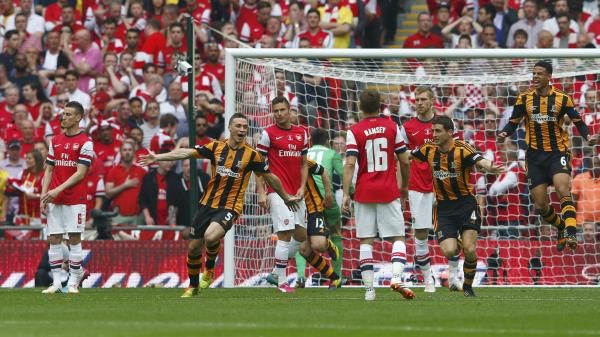 2014-05-17t170333z_2017294134_lr2ea5h1bdnbw_rtrmadp_3_soccer-england-cup_reuters