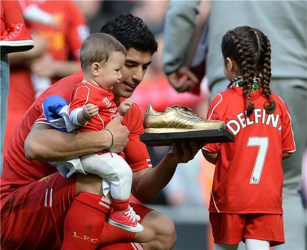  لويس سواريز