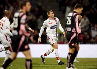 2008-02-09-00000301250389