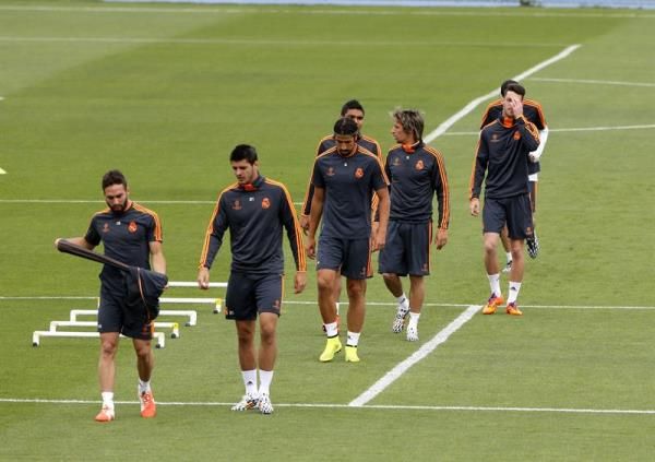 جانب من تدريبات فريق ريال مدريد قبل لقاء الأتلتيكو