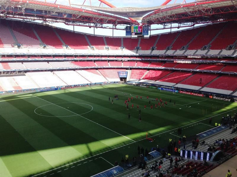 سيميوني يحاضر لاعبيه