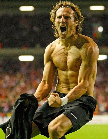 football-muscle_1627058i_371x480