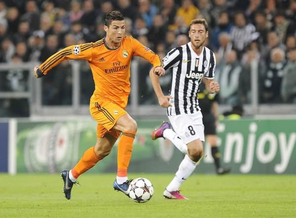2013-11-05t202613z_282995736_gm1e9b60c4j01_rtrmadp_3_soccer-champions_reuters