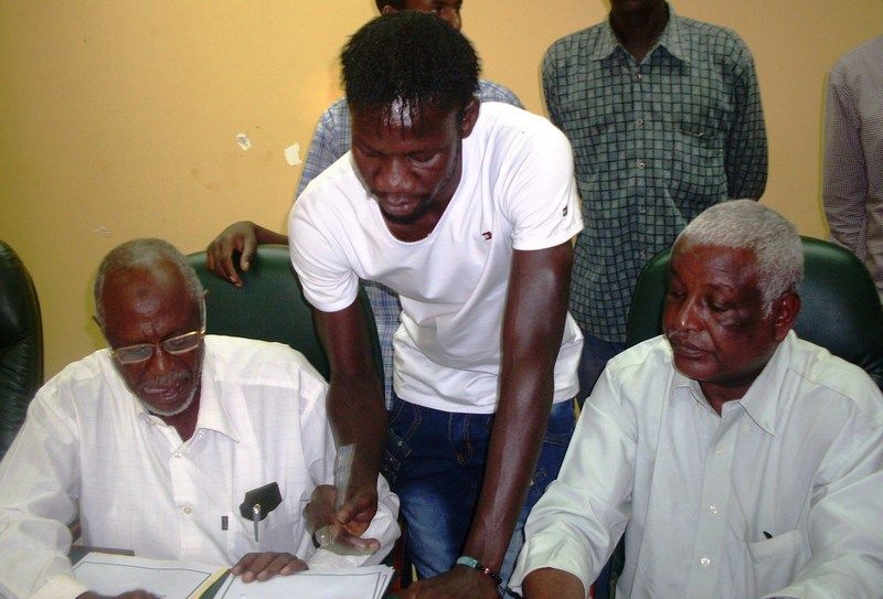 جابر يوقع للمريخ  في خانة الزومة