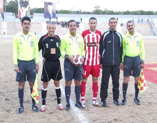 عصام ابو طوق ورامي حمدان وحكام اللقاء بعدسة كووورة